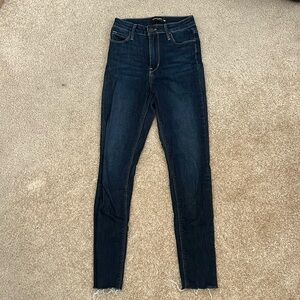 Just Black Denim Size 24 Dark Wash Skinny Jeans